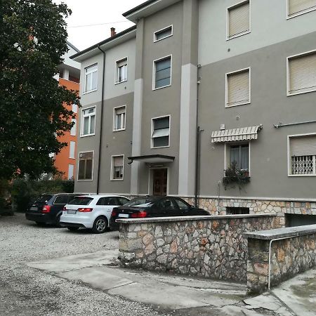 Luna Apartment Верона Екстериор снимка